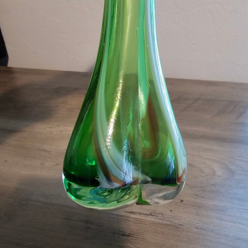 Vintage MCM Hand Blown Glass Stretch Bud Vase 10.5" Green Art Decor 1960s Mod - Picture 7 of 15
